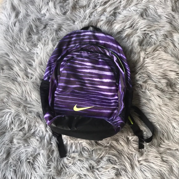 Nike Handbags - Cool Nike backpack